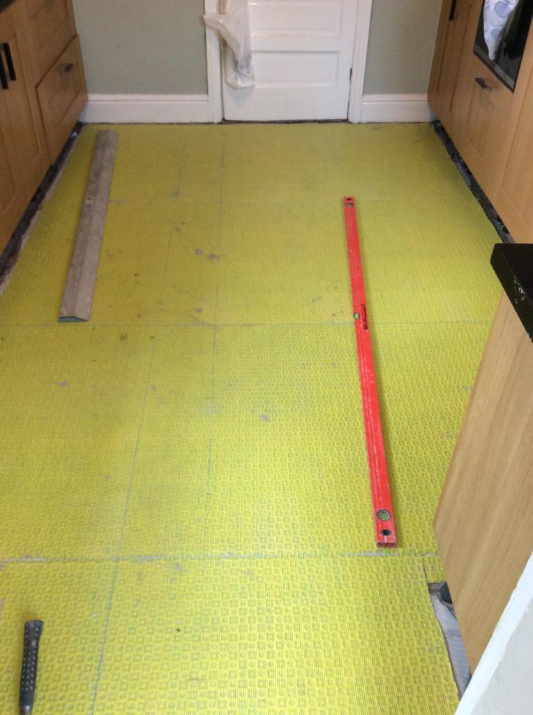 Ronstiling's tweet image. This weeks job in Wallasey, another happy customer.   Happy days.  #ultralevelit1  #toppstiles