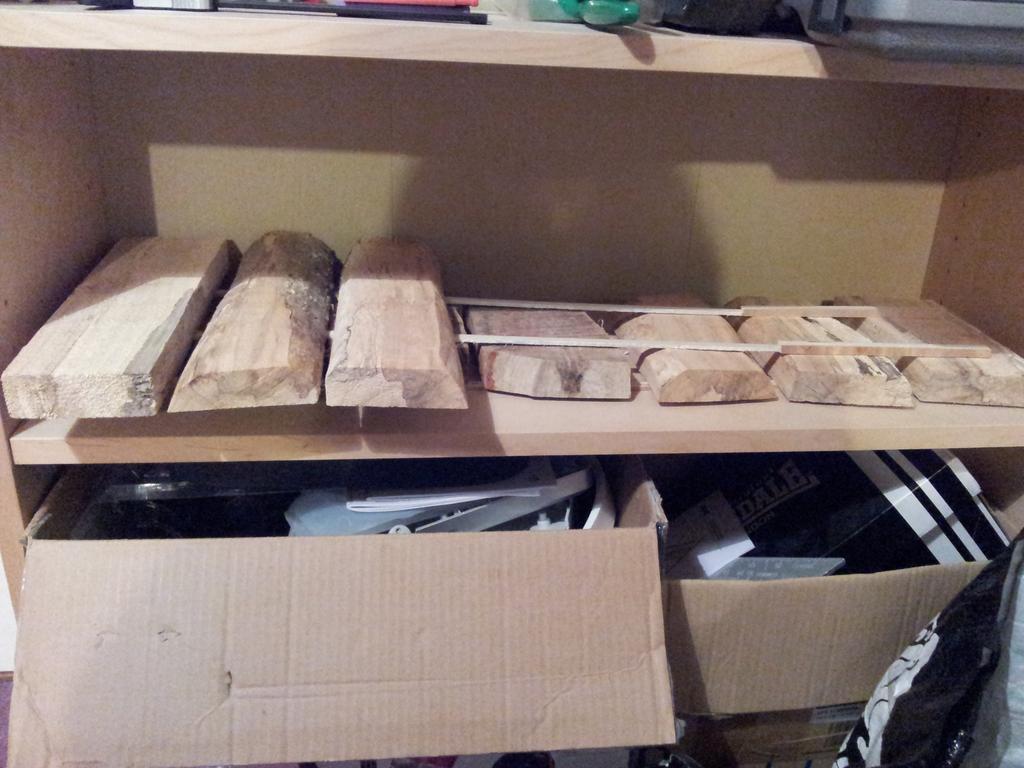 ElectroModder's tweet image. Put my bandsaw to the test by milling some small logs into timber... worked great!