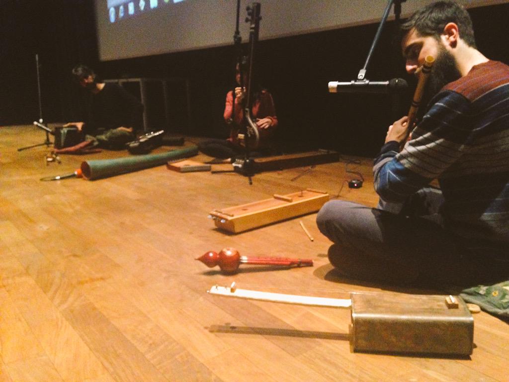 MARMuseo's tweet photo. #AHORA
Prueba de sonido para esta noche #Pandelindio 🎶20hs. GRATIS #música #mardelplata #buenosaires #museo #arte http://t.co/8LPKRSv9Ax