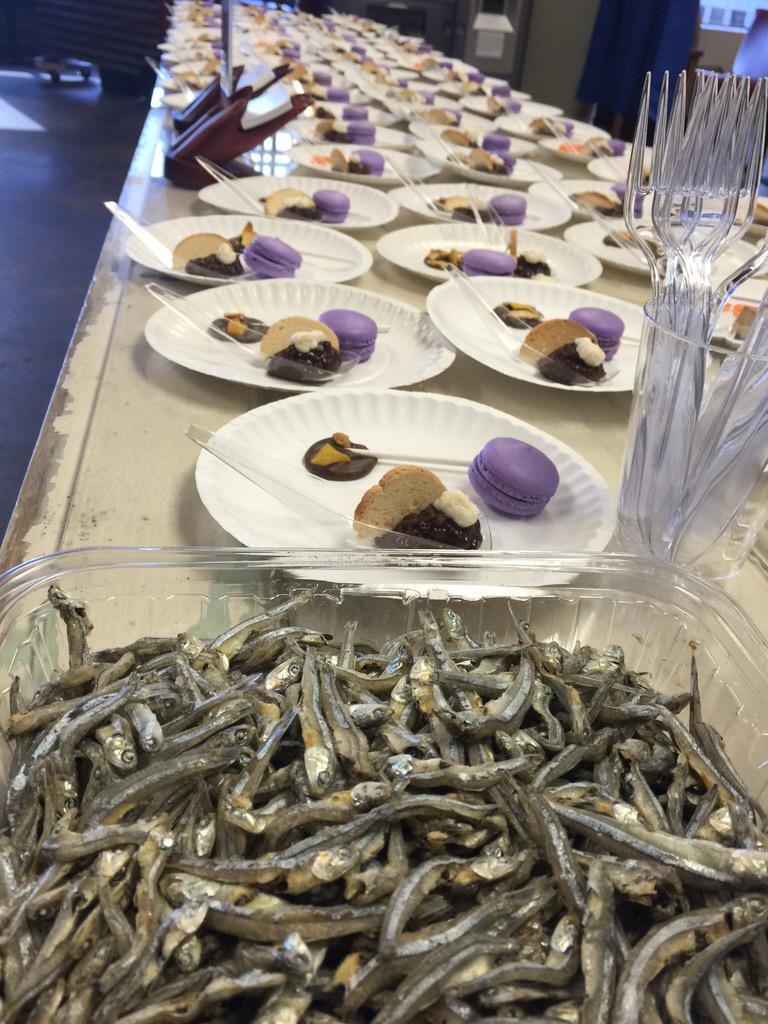 drjoegarcia's tweet photo. Thanks @NextDayBetter with @twinklebakery!!! http://t.co/L2KisSv0Os