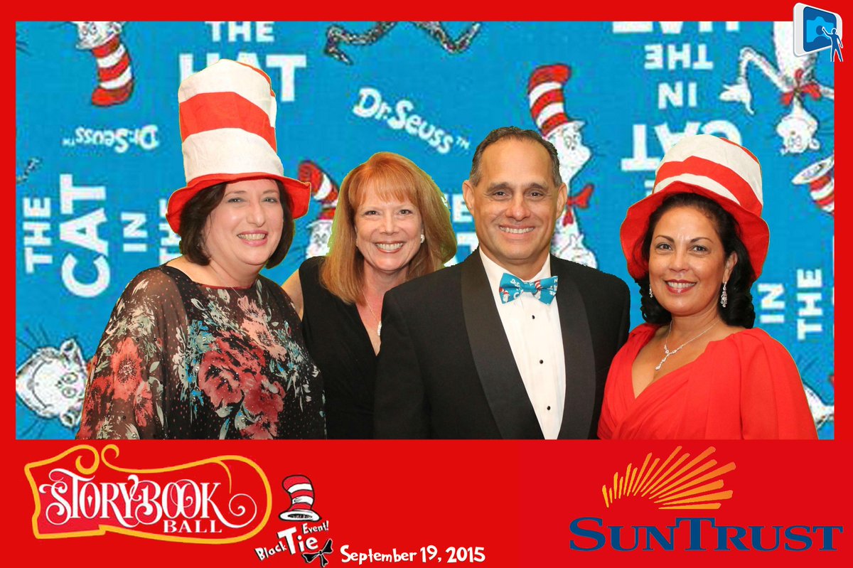 TapSnapPhotos's tweet photo. @rmhofcharlotte #tapsnap #StorybookSaturday #TapSnapCLT http://t.co/qDJ6tKMXA6