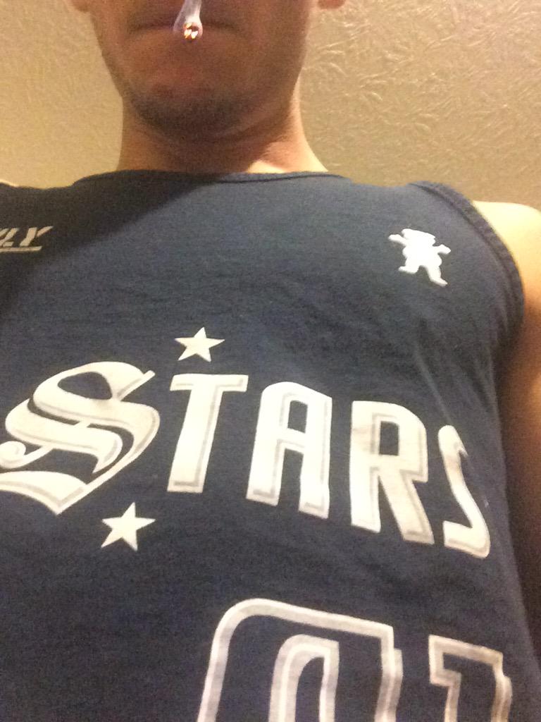 TheTRAPneedsme's tweet photo. Tr4p stars http://t.co/1EbPXarrR7