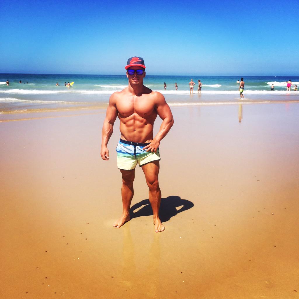 FranGym84's tweet photo. Conil 2015 http://t.co/AXH608hYVh
