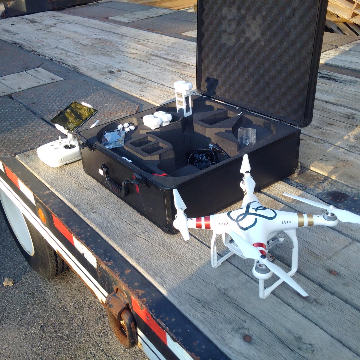 TranscendAIx's tweet photo. Viewing some properties for a friend's father today #aerial #imaging #Boston http://t.co/uVHkIiaFuF