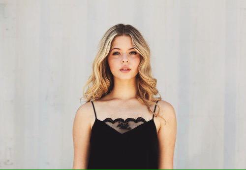 bestsashpics's tweet photo. 💁🏼 http://t.co/Vtpg7YTG6P