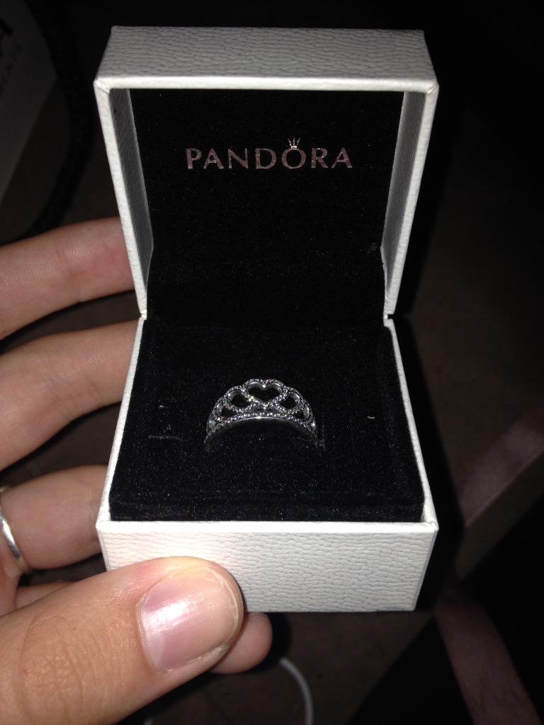 kraewuch's tweet image. this is the surprise I just got from the family I babysit for😍 #newestedition #princessring