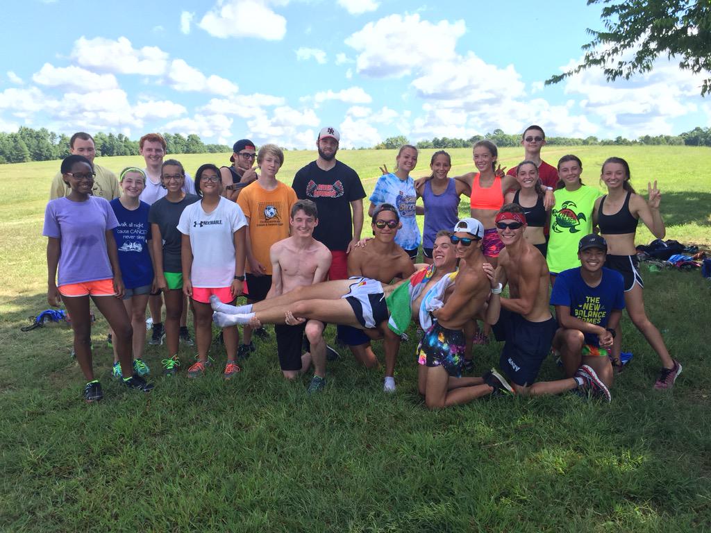 NRHSXC's tweet photo. Fantastic practice today and also a great picture! #grind http://t.co/D8QWCT0tR5