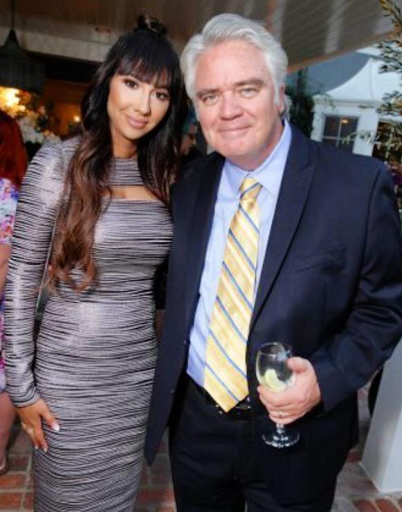 MichaelHarney4's tweet photo. With my beautiful and talented friend @MsJackieCruz #OITNB #Family #Art #Talent #Love http://t.co/xWAAT8semy
