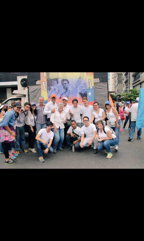Jvp_baruta's tweet photo. Los Baruteños estamos claros que el cambio viene por eso estamos dispuestos a darlo #TodoPorVenezuela http://t.co/lXvjt7Evuw