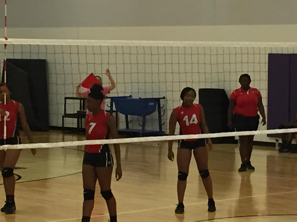AcademicsAboveE's tweet photo. Manor JV girls are battling at the Elgin tournament. Go Lady Mustangs! http://t.co/c0ZdCiDWW3