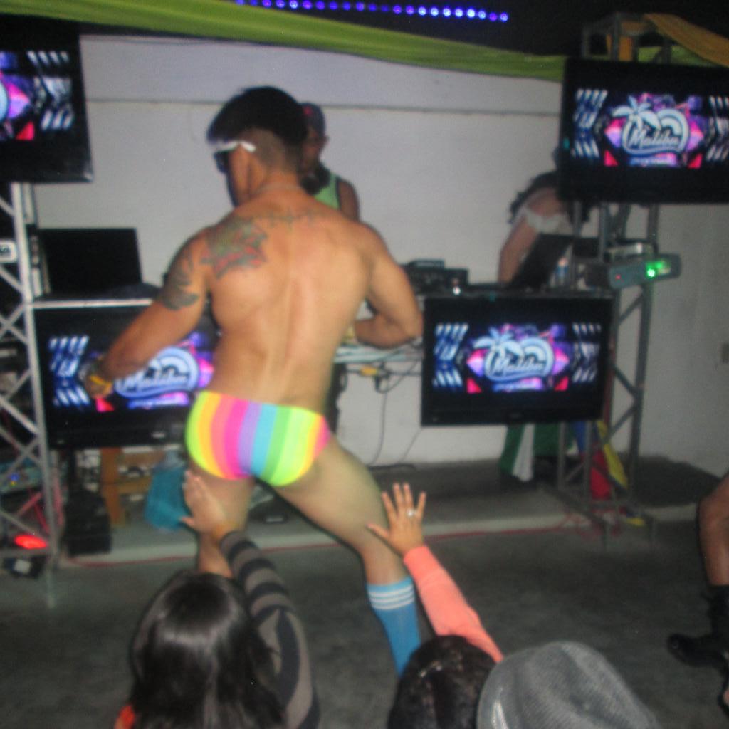 MalibuDisc's tweet photo. No te pierdas de las mejores rumbas en #MalibuDisc
DALE RT si te gusta lo que ves http://t.co/FIyOYXJvPZ