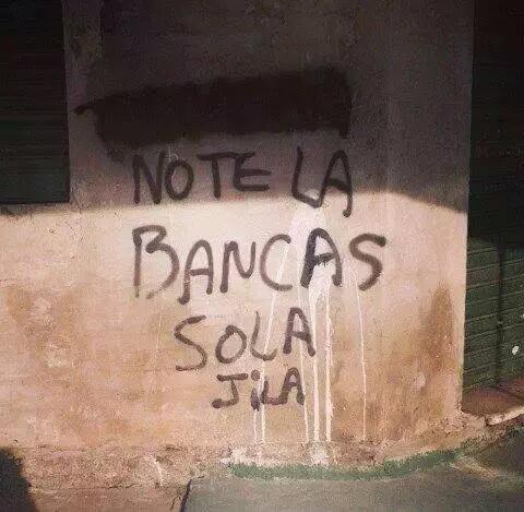 discutis con la profesora y llama a la directora