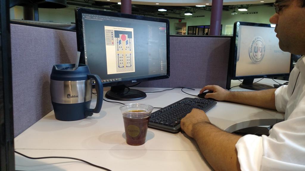 gamecolab's tweet photo. #QuantumJam is fueled by @cartelcoffeelab! #intelhacks http://t.co/iB5brX7Bik
