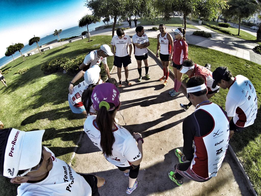 TeamproRunners's tweet photo. Nuestros socios hoy en el borde costero de Viña marcando presencia rumbo a @maratonvina #YoElegíCorrer @CorrerMeHa http://t.co/c8xFdHkwKk