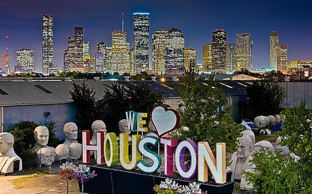 clutchcityking's tweet image. Retweet if you love this city #RepHouston