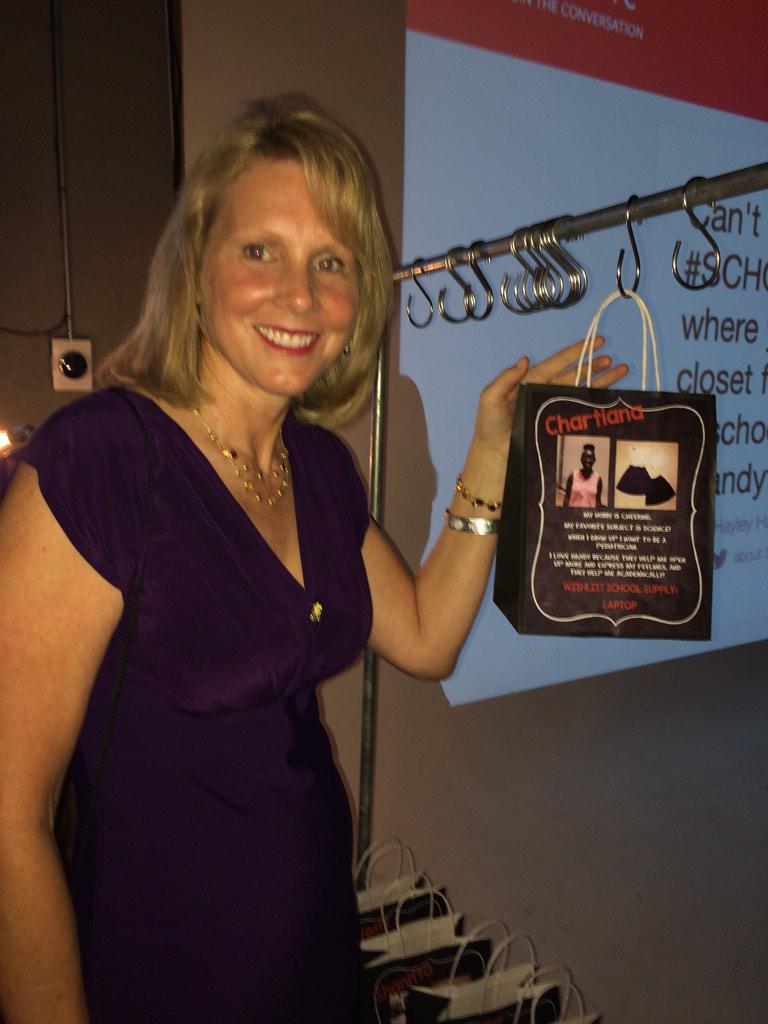 alyssamelo2's tweet photo. Our first sponsor hanging up a bag! Let's fill the closet!! #schoolapalooza15 http://t.co/DGkIdDZQzm