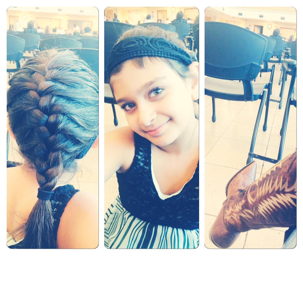 malkotian's tweet photo. Best way to kill time at DmV ... #frenchtale http://t.co/txZH0En6LX