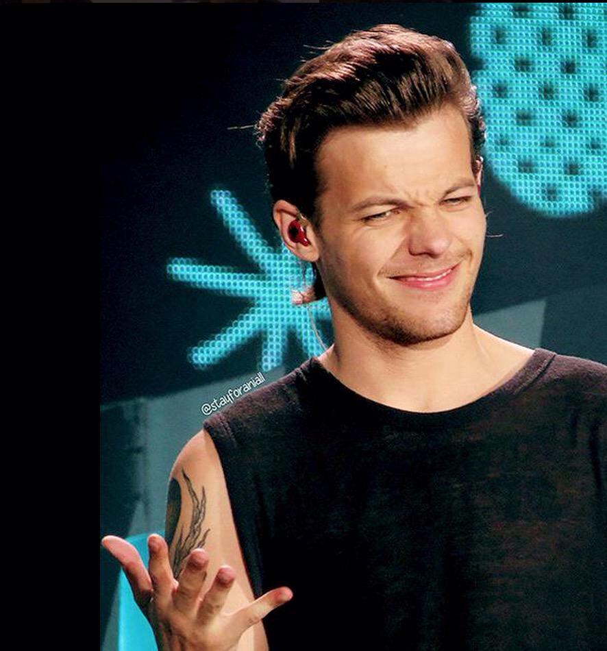 1Dskinnylove's tweet photo. #ThanksLouisForMakingUsHappy
Thank you so much for making us so happy http://t.co/2P9sM9xi1L