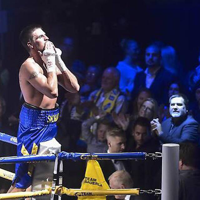 skoglund_erik's tweet photo. I find no words.. I love each and everyone of you!! http://t.co/jQJuebMzKU