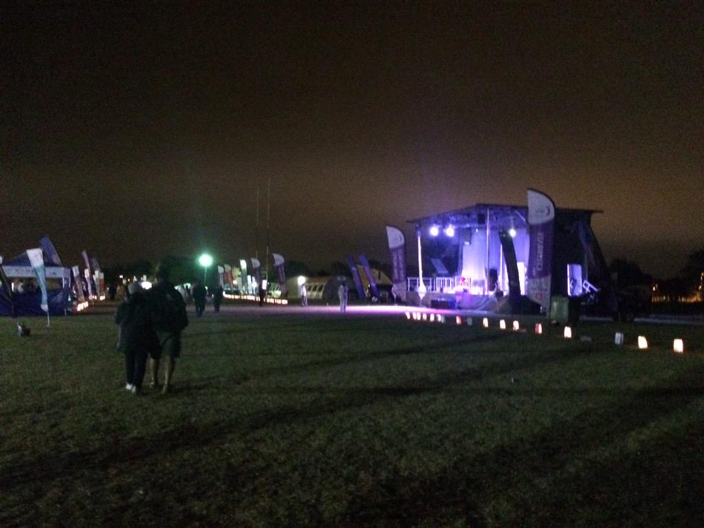 elizmabrink's tweet photo. So loop ons vir kanker ... Want kanker slaap nie.. En ons ook nie ... #rflc2015 @Relay4Life_Corp http://t.co/LjXOY0v5dd