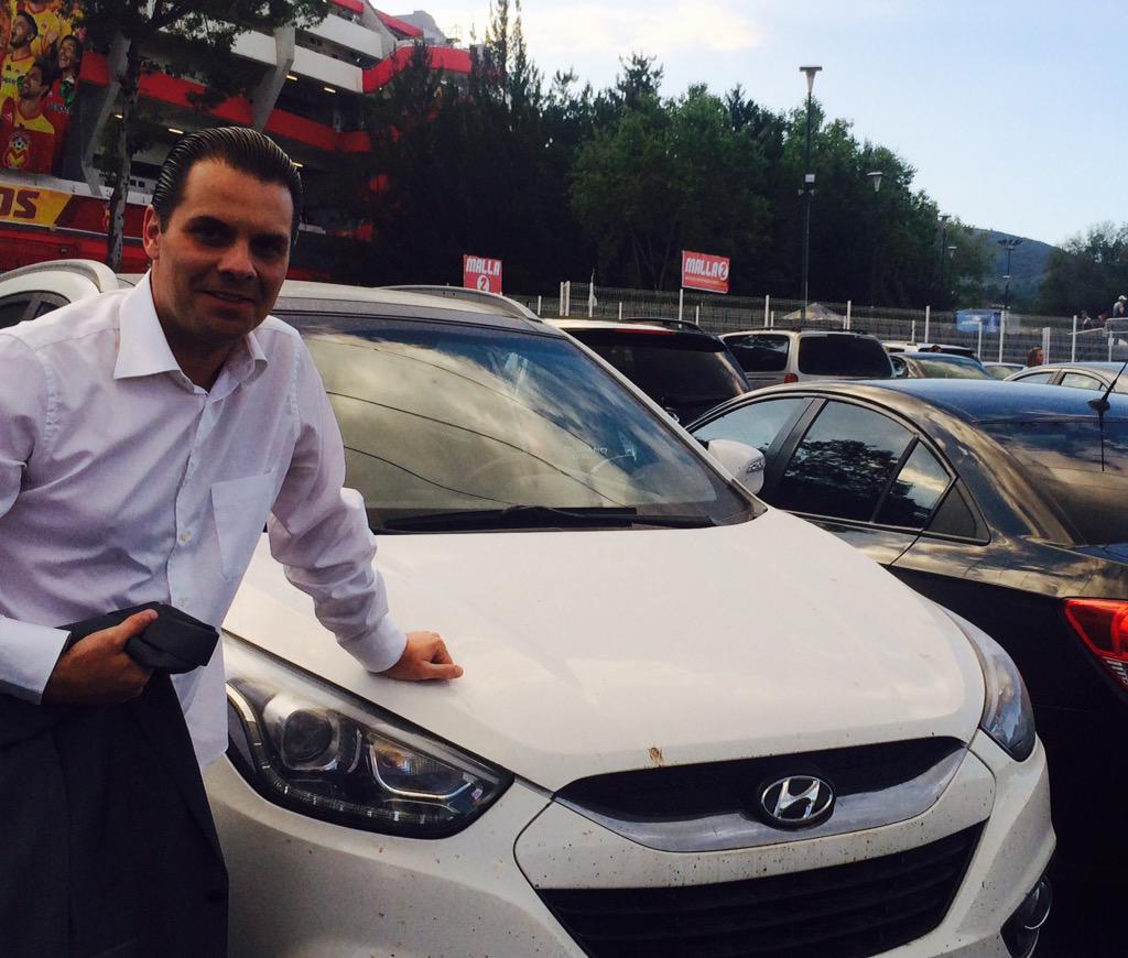 martinolimx's tweet photo. Llegando a Monarcalandia #lagentequesabedisfruta http://t.co/bPs1qECQvH