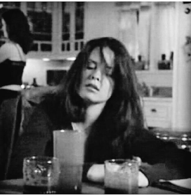 parisgirl94's tweet photo. #CuurrentMood #CurrentFace #FrenchRedWine or maybe jet lag have also something to do with it. ๐ Happy weekend y'all! http://t.co/bDKARN0y9c
