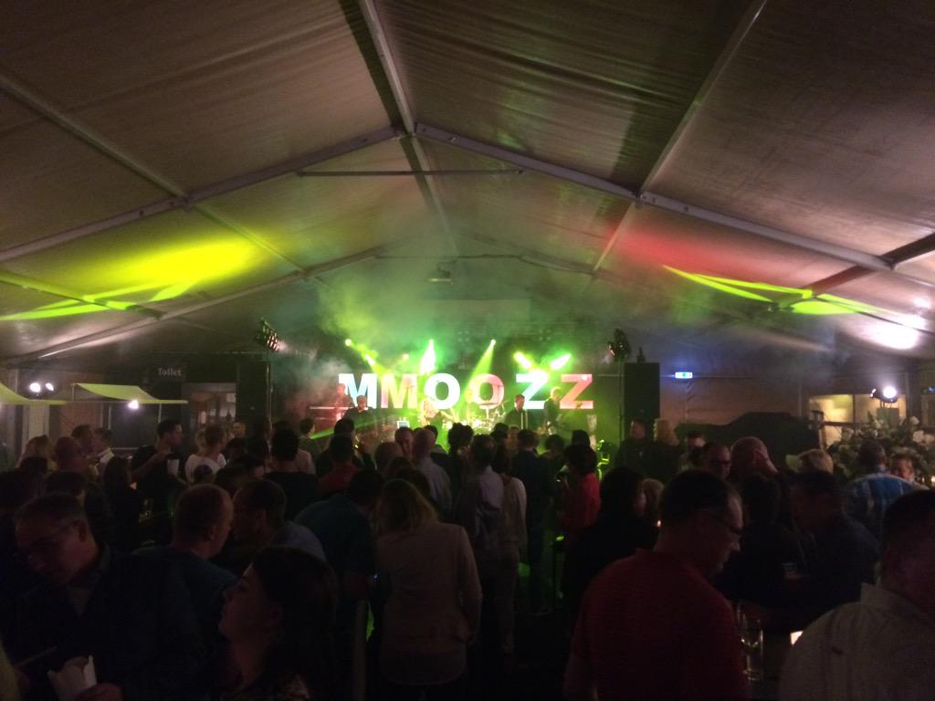 Geweldig #jubileum feest #100jaar #RTP met <a href="/MmoozZLive/">MmoozZ</a>