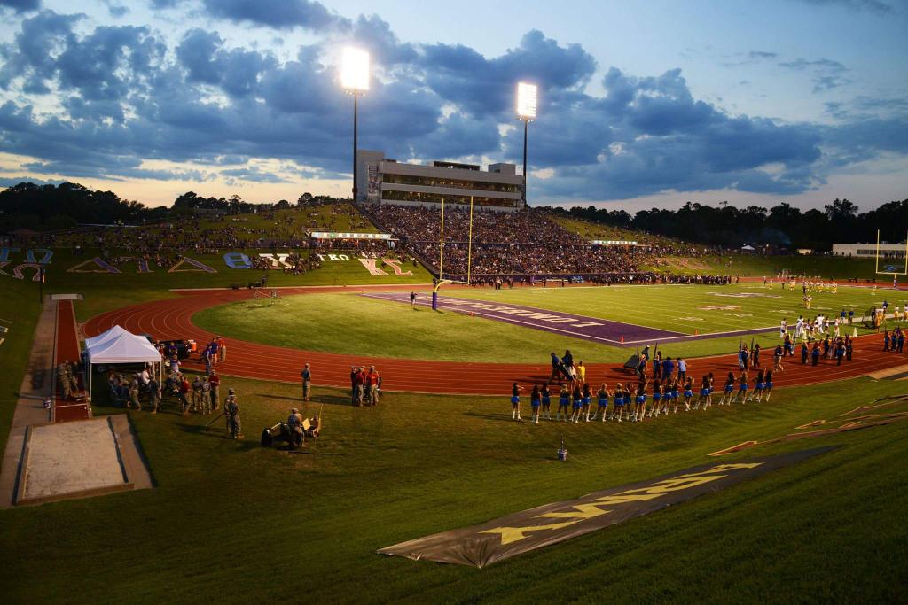 SFASU tweet picture