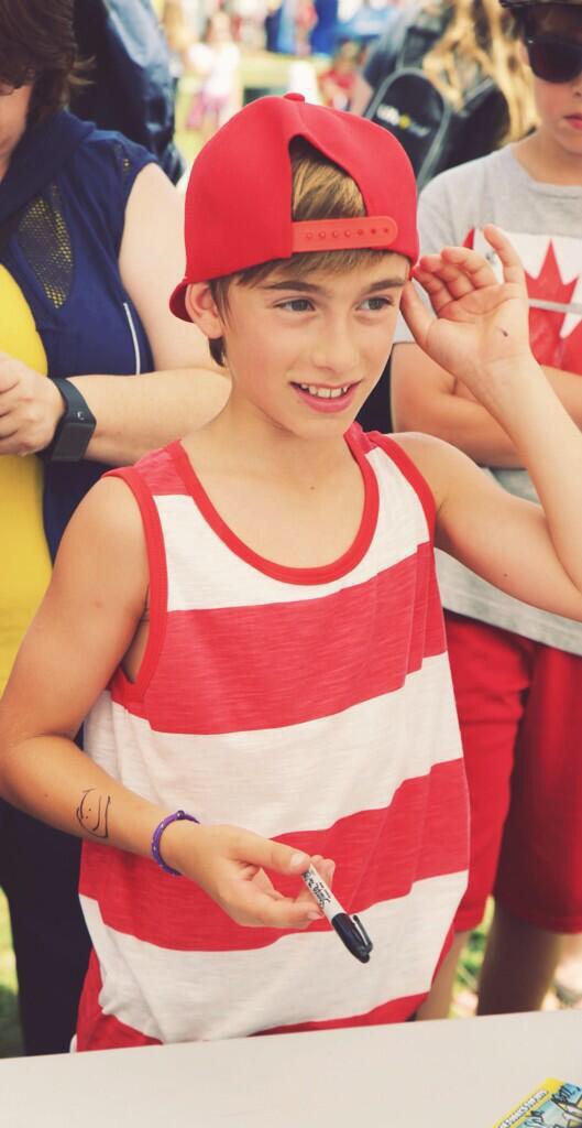 jo4_life's tweet photo. @johnnyosings #JohnnyPhoto http://t.co/O5tOw3ZmT5