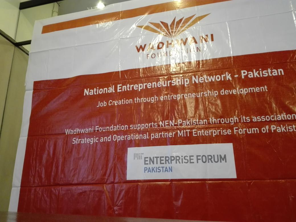 nouman_fm's tweet photo. National entrepreneurship network #networking #entrepreneurship  @KITEkarachi  with #ned #cbm #kitekhi  students.... http://t.co/TIZHoN70ek