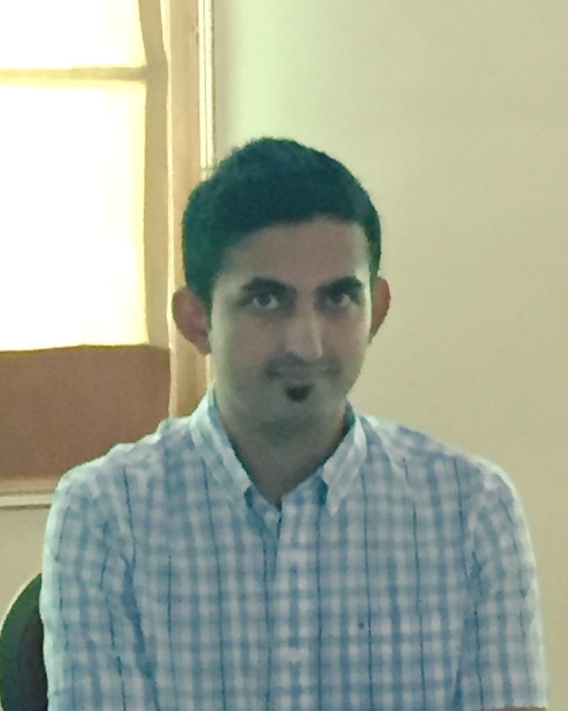 ShoutMeet's tweet photo. #Blogger @SlashAneesh at #ShoutMeet #AgraChapter #BloggersMeet http://t.co/CiVtozXoBq