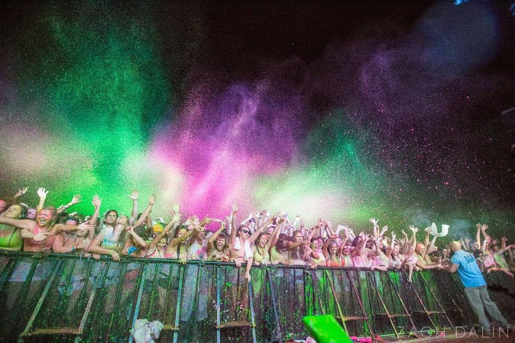 zachdalin's tweet photo. @lictour brings their World Tour to St. Louis featuring @adventureclub @wearegta @basscrooks #LICSTL #LICTour #life⦠http://t.co/jKSTBGSoFX