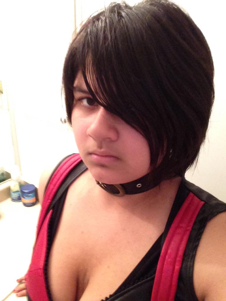 //Can we take a moment to say I look like shit because I don't have the wig on?