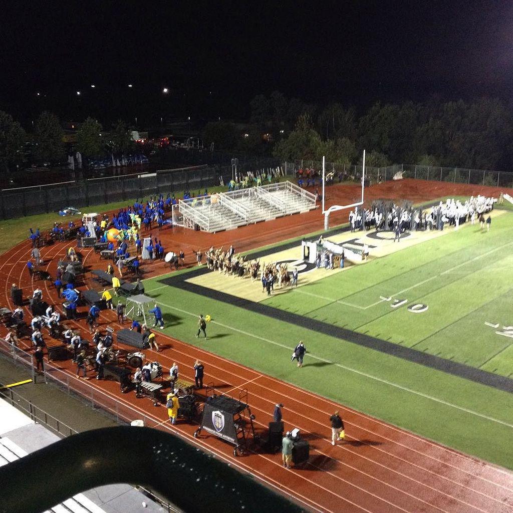 NorwinBand's tweet photo. #NorwinBand prepares to take the field as @kiskibands depart. #norwinguard #15642 #boanol… http://t.co/iPrMFC6vKI http://t.co/BnXWIEYgGd