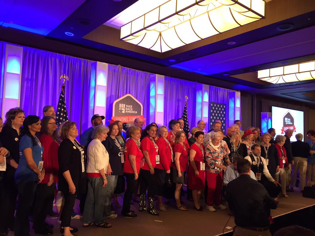 ladybeau49's tweet photo. Thank you fellow #sentinels from across America! You are inspirational. #sentinel15 #HeritageActionForum http://t.co/Nj5FdpSkkt
