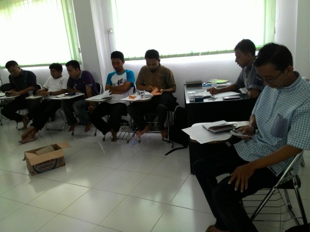 Wehh, super tim #TDABandarLampung lagi lokakarya rembug program <a href="/TanganDiAtas/">Komunitas Pengusaha Tangan Di Atas (TDA)</a> wilayah