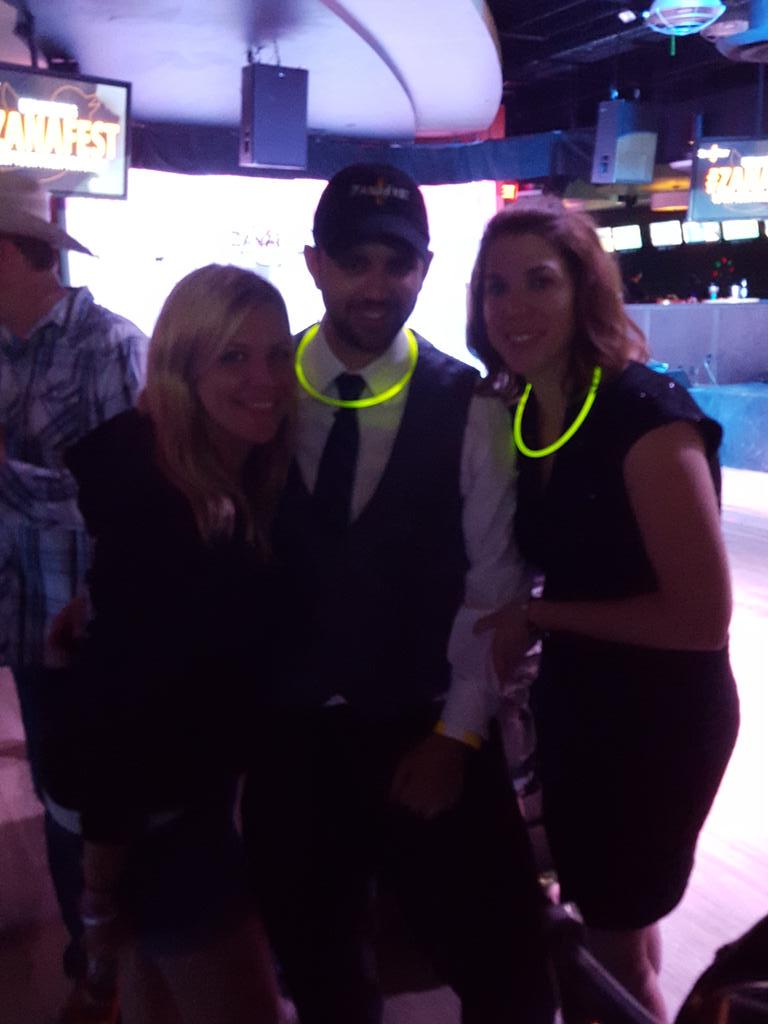 db818's tweet photo. @Latitude360Pitt with @M2Third girls @millerlite #itsmillertime #pittsburghentry http://t.co/KmjYRG9Pww