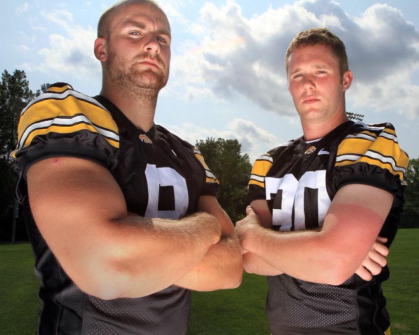 Hassel_Chris's tweet photo. The Hawkeyes are 3-0 for the first time since these guys were running the show in 2009! http://t.co/qyoEC5I9Ul