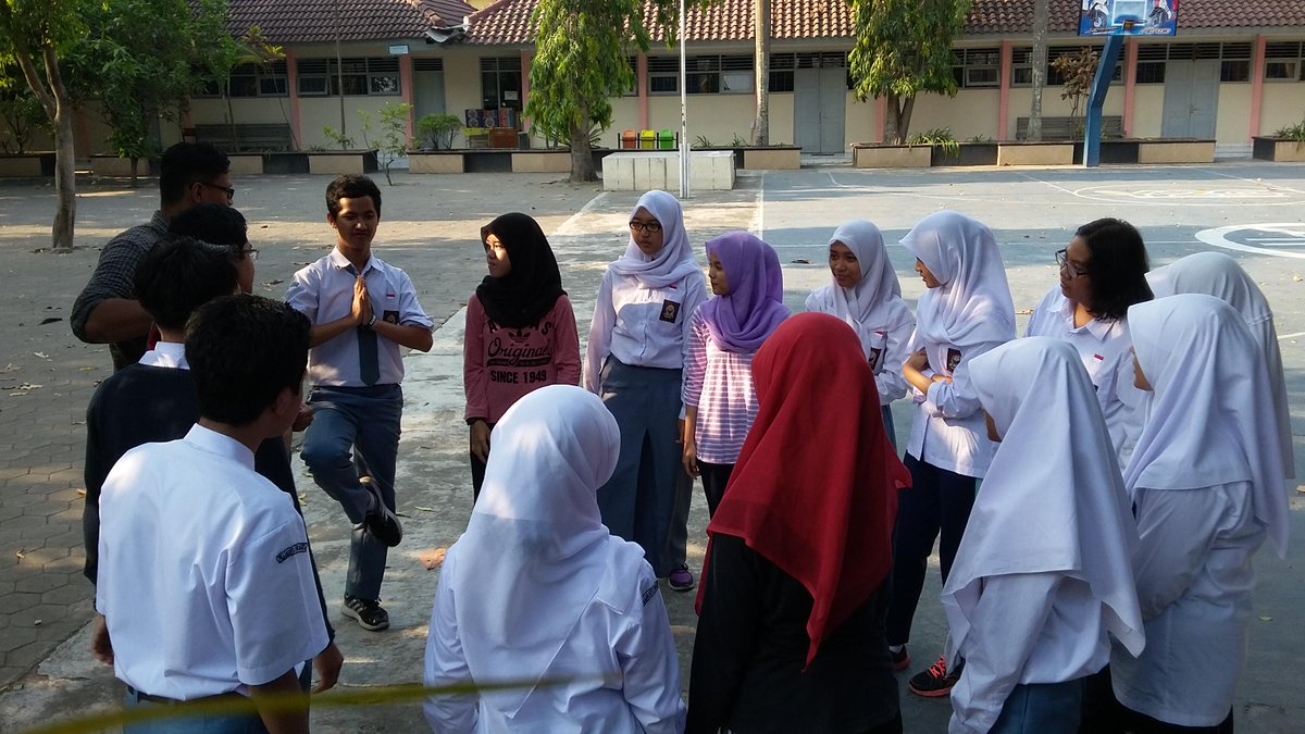 HALOOOOO MIMIN DATANG LAGI NIHHHH. mimin ada foto dari latihan kemarin nihhhh:)