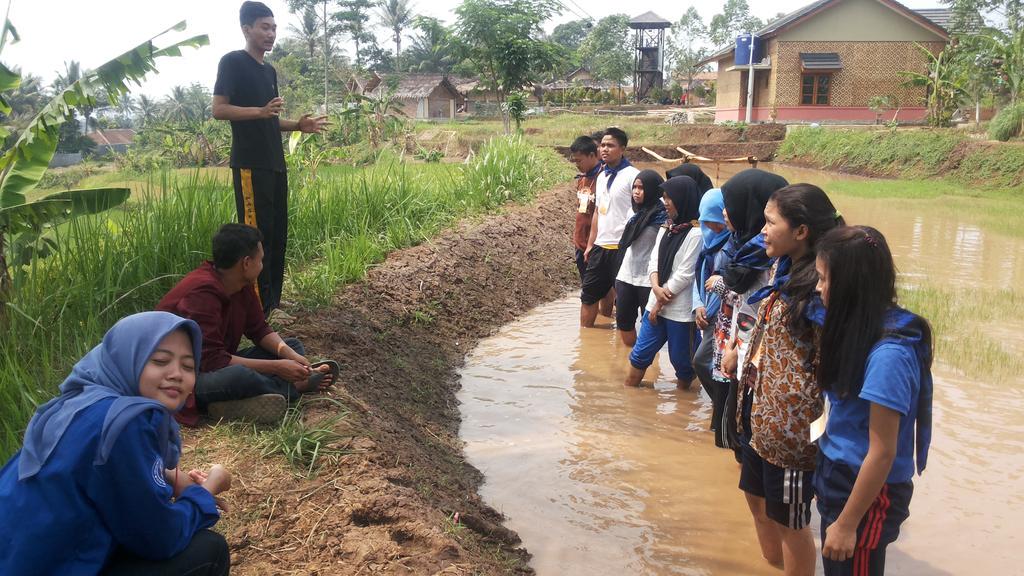 Yeaayyy pos 4 saatnya kita belajar tentang motivasi kuliah..agar kalian akan lebih termotivasi lagi :)
