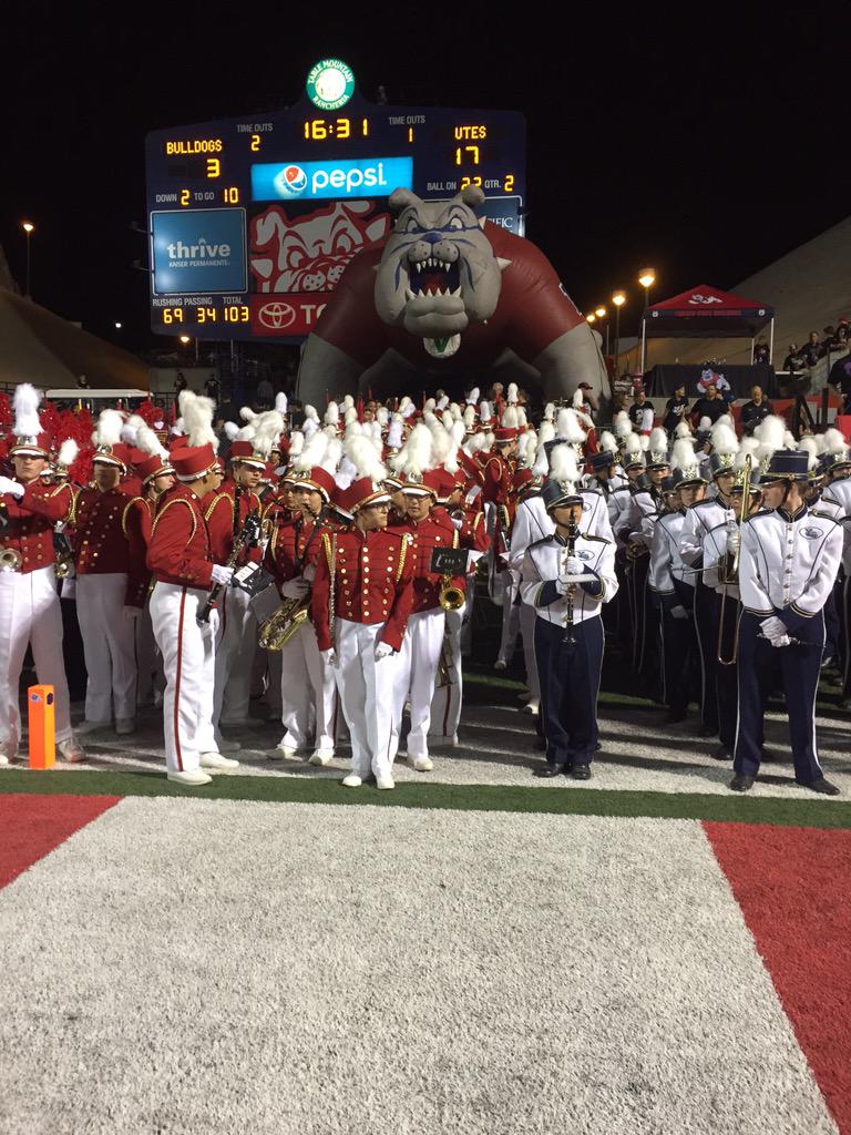 FSBMB's tweet photo. Bands ready to take the field!
#FSBandDay http://t.co/hFQKYx0Exy