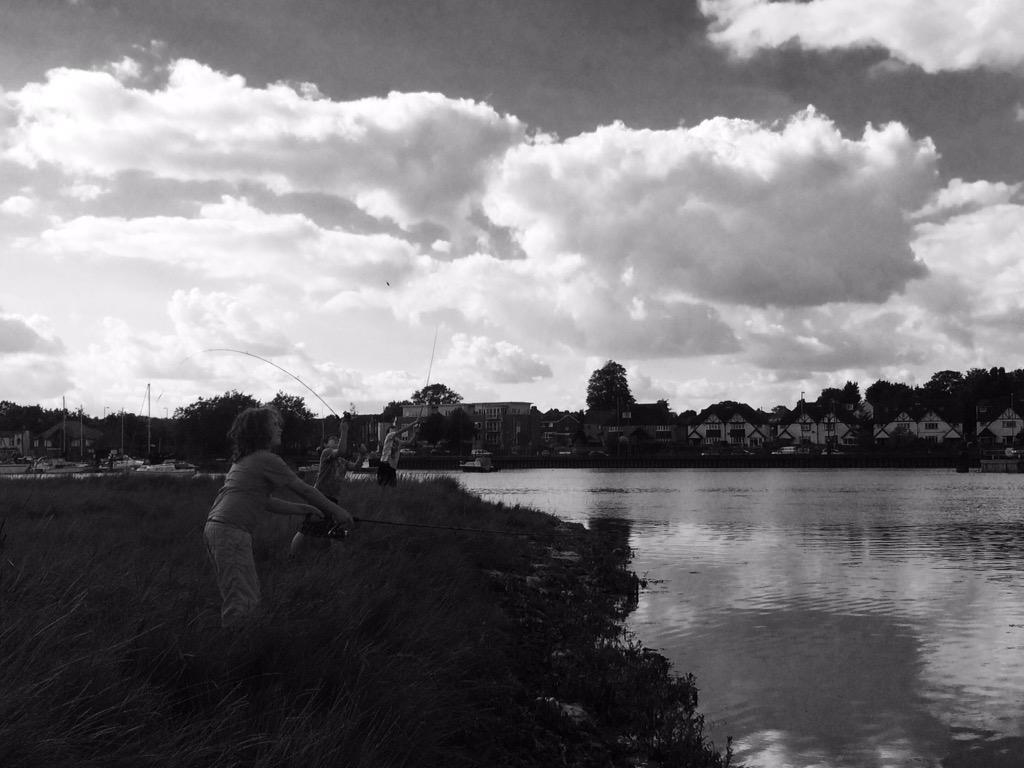 Fishing with the lads earlier, right before I slipped down a bank.
I'm a professional don't you know ;)