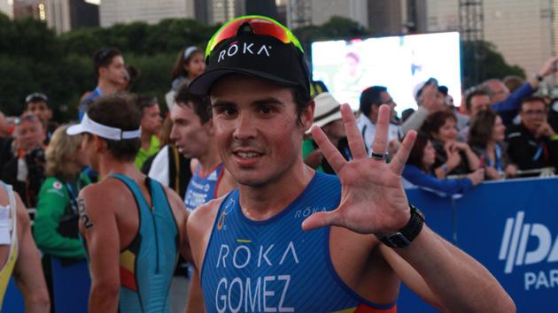 SportSocialClu6's tweet photo. PENTACAMPEÓN DEL MUNDO!!!! #triathlon
NOYA ya es "Leyenda"
BRUTAL!!
y #SuperMario Subcampeón!
http://t.co/S15GayxpXs http://t.co/QqpvAkpGe3