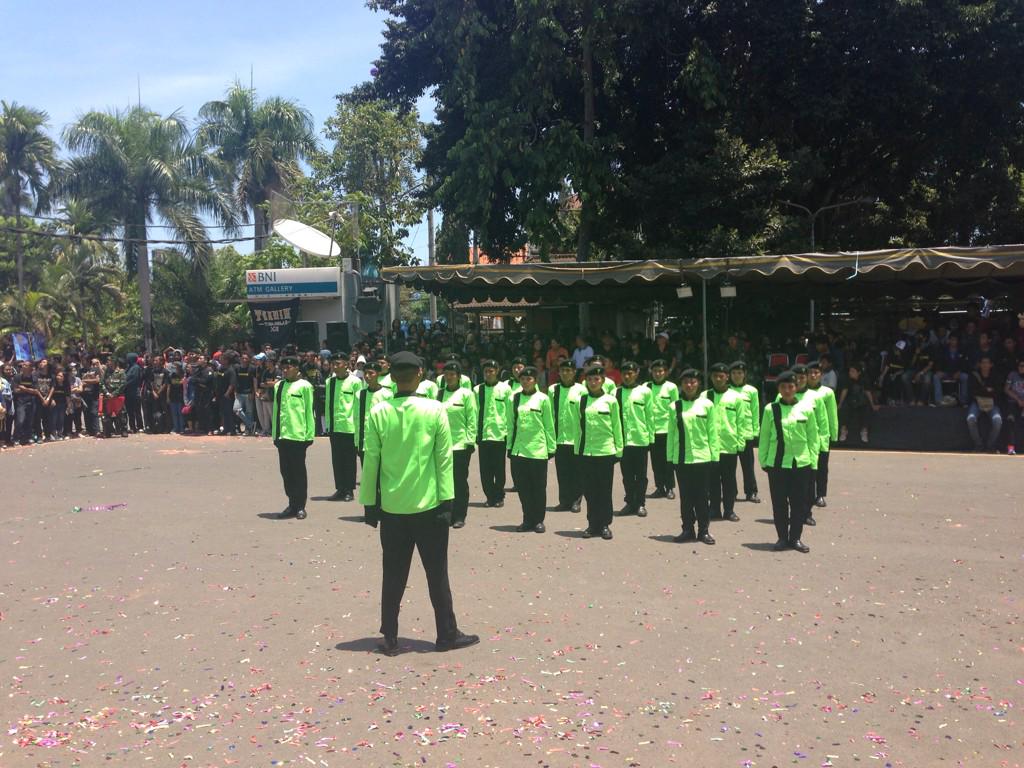 InfoUnud's tweet photo. Defile Fakulas Teknologi Pertanian @BemFTP @HUTBKFTPUNUD #DIES53UDAYANA #PekanRayaUdayana http://t.co/PFXIHSRN50