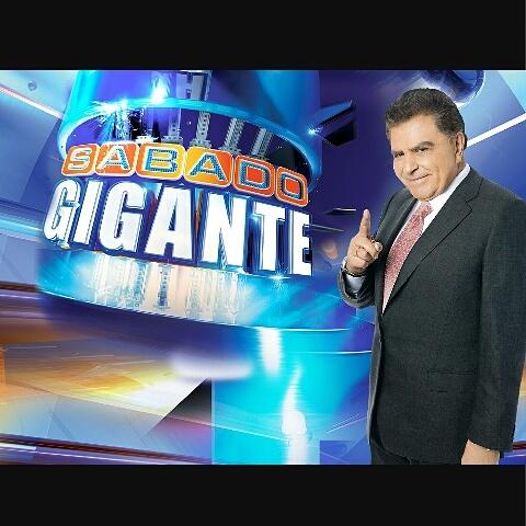 simplementecl's tweet image. FELICITACIONES DON FRANCISCO!!! #DESPEDIDAGIGANTE #C13
HASTA SIEMPRE SABADO GIGANTE!!!