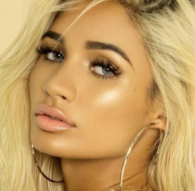 Happy birthday Princess Pia Mia   