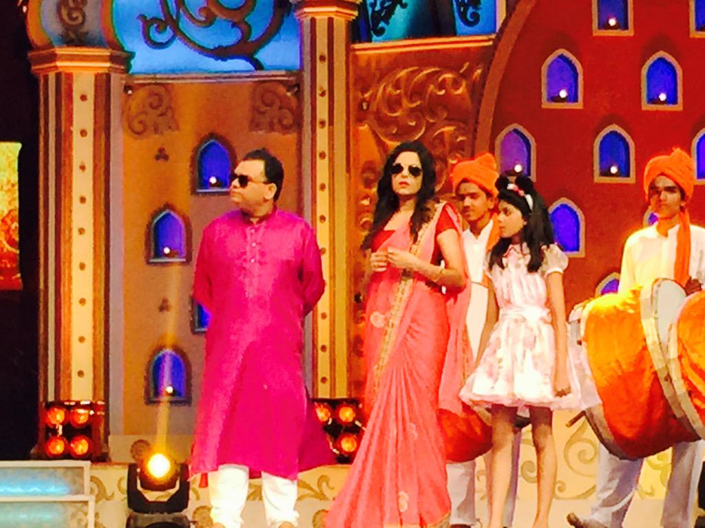 _LailiNur's tweet photo. @mishrasugandha: @AshaNegi7 @SonyTV #DevaShreeGanesha tonite 8pm #DifferentAvatars #Jagrata #Singer #Datto #MustWatch http://t.co/AHEjQpoTzt