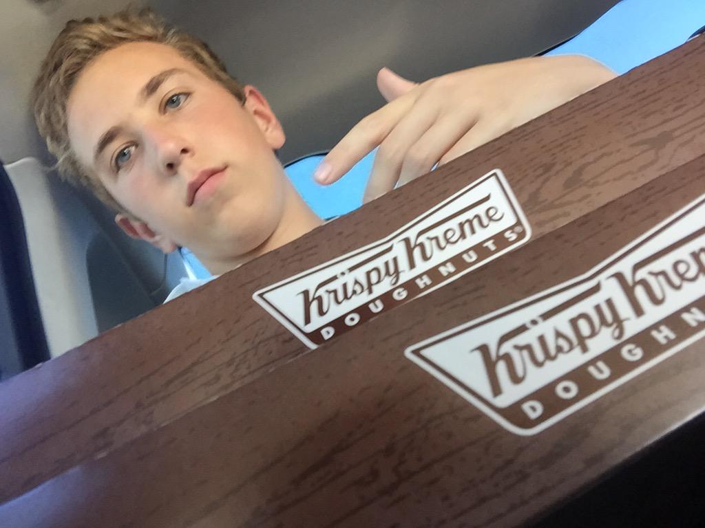 Ryan_Counter's tweet image. @1Little_4life @averilaurel17 omg I literally did the same thing today. 😂