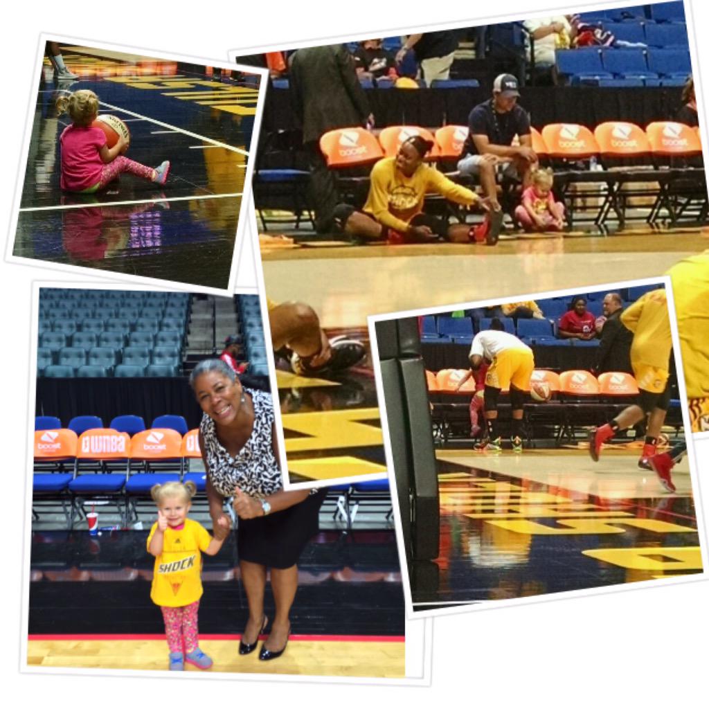 Mary Moore tweet media