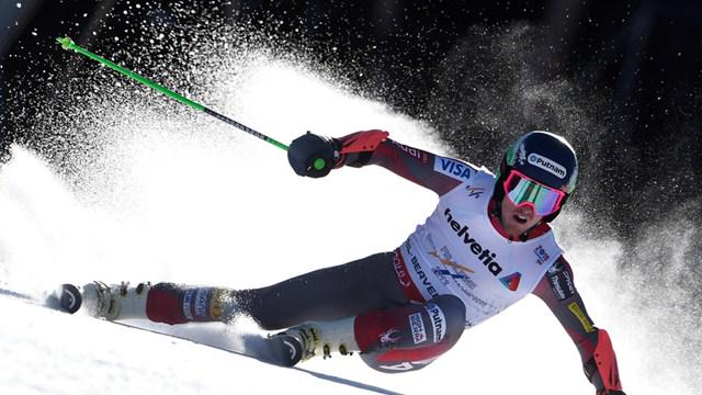 YetiSnowsports's tweet photo. Ever wanted to ski like this? With our Technique Clinic, we can help you ski like the pros! ;) #yetisnow #hipdown http://t.co/K9rzd3XLRZ